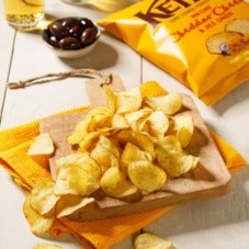 Kettle Mature Cheddar Cheese & Red Onion 100g